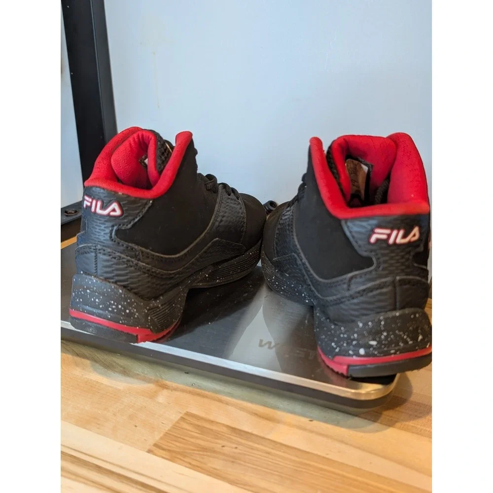 FILA Kids‎ Basketball Shoes Black and Red High Top Sneakers size 11